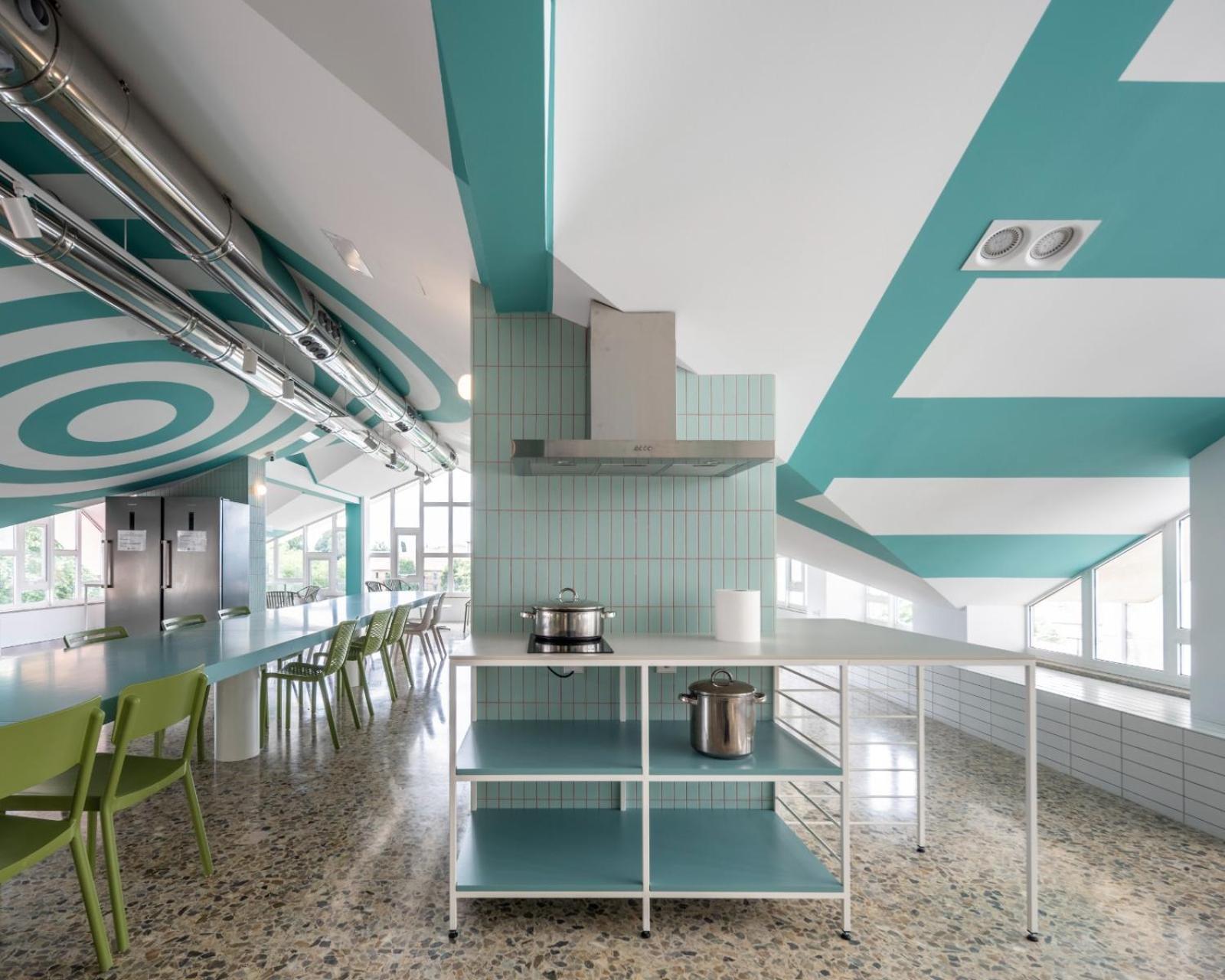 Loop Inn Hostel سانتياغو دي كومبوستيلا المظهر الخارجي الصورة