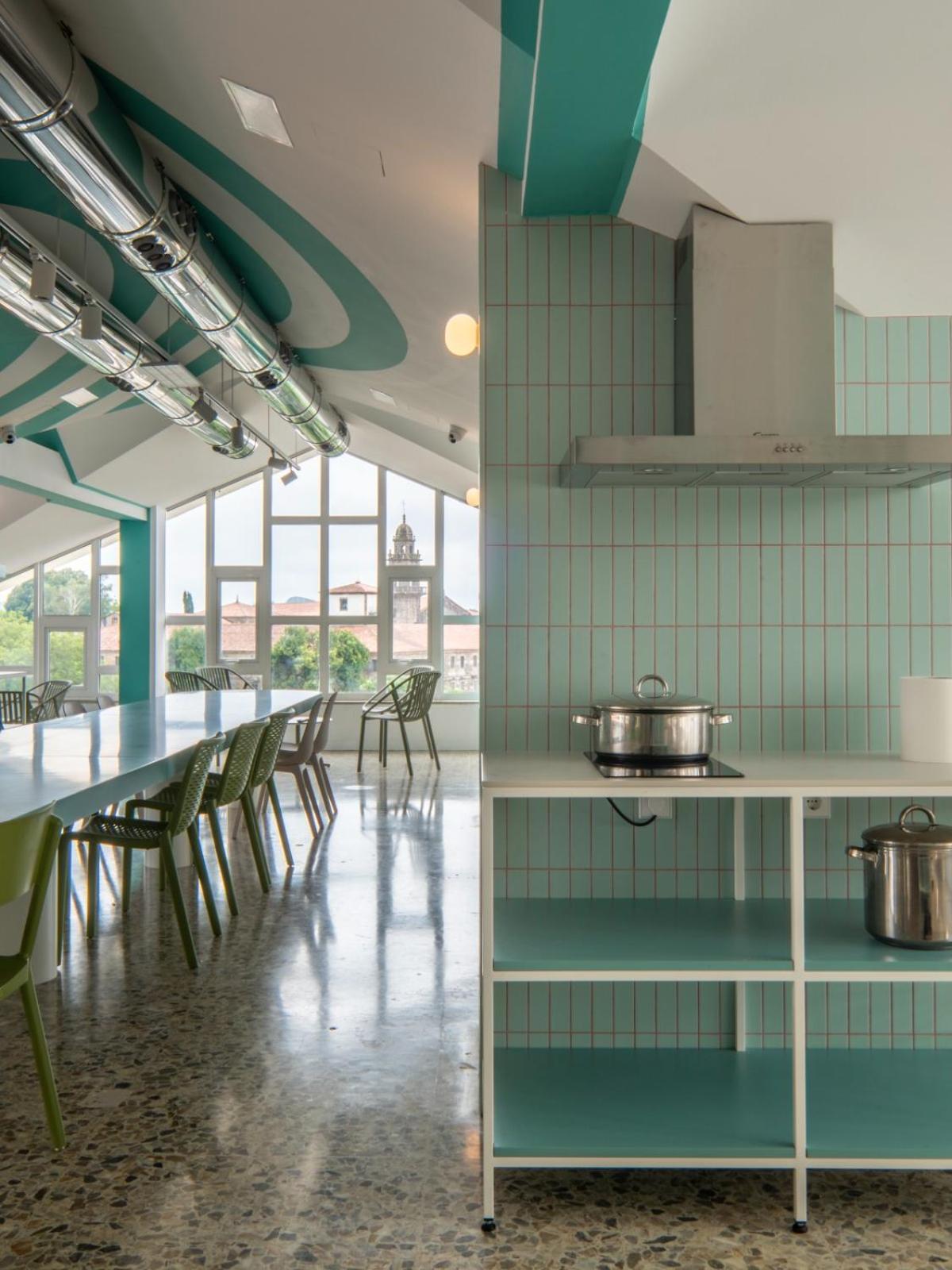 Loop Inn Hostel سانتياغو دي كومبوستيلا المظهر الخارجي الصورة