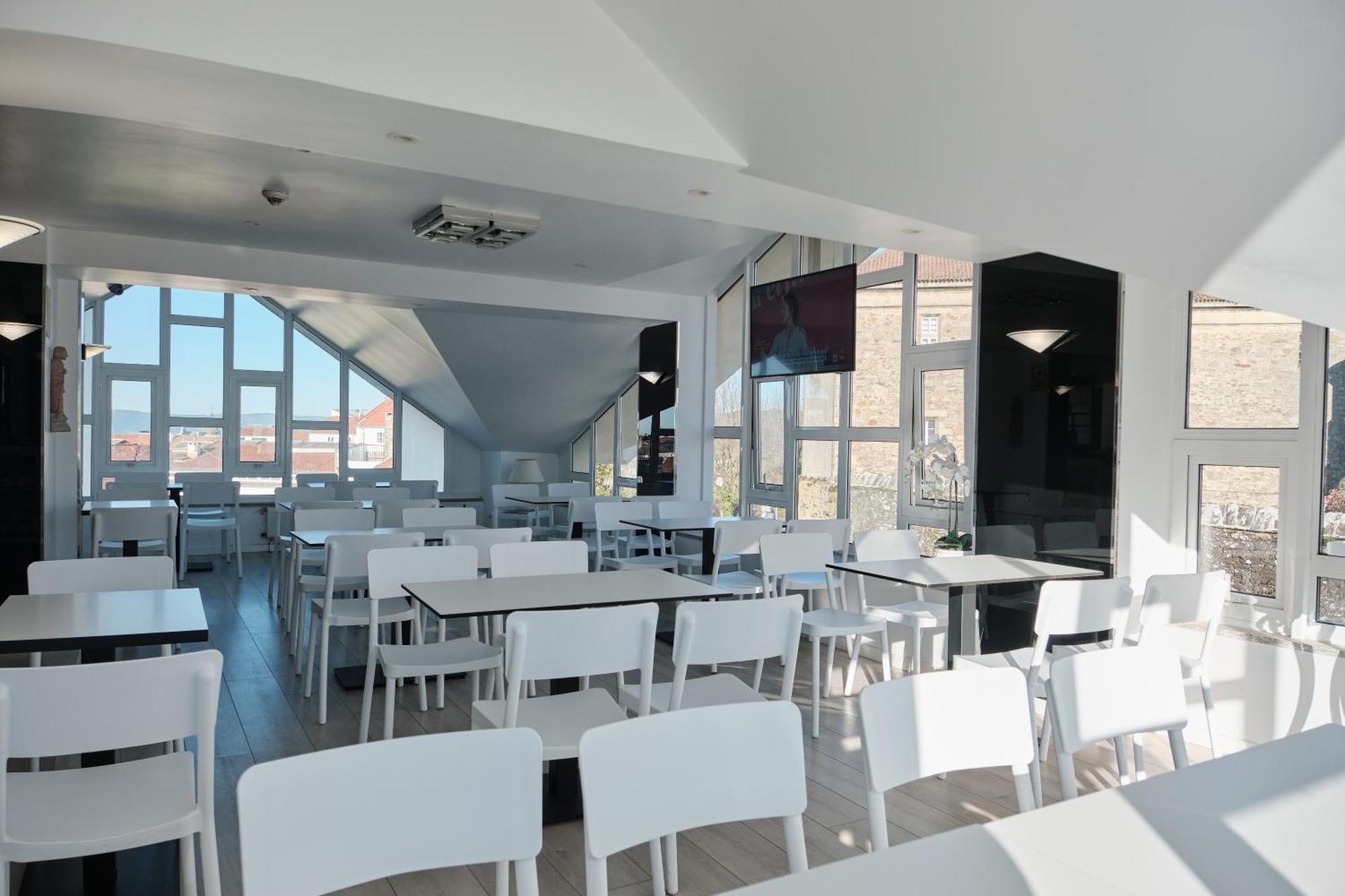 Loop Inn Hostel سانتياغو دي كومبوستيلا المظهر الخارجي الصورة